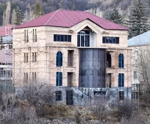 Հյուրանոցային համալիր Ջերմուկում